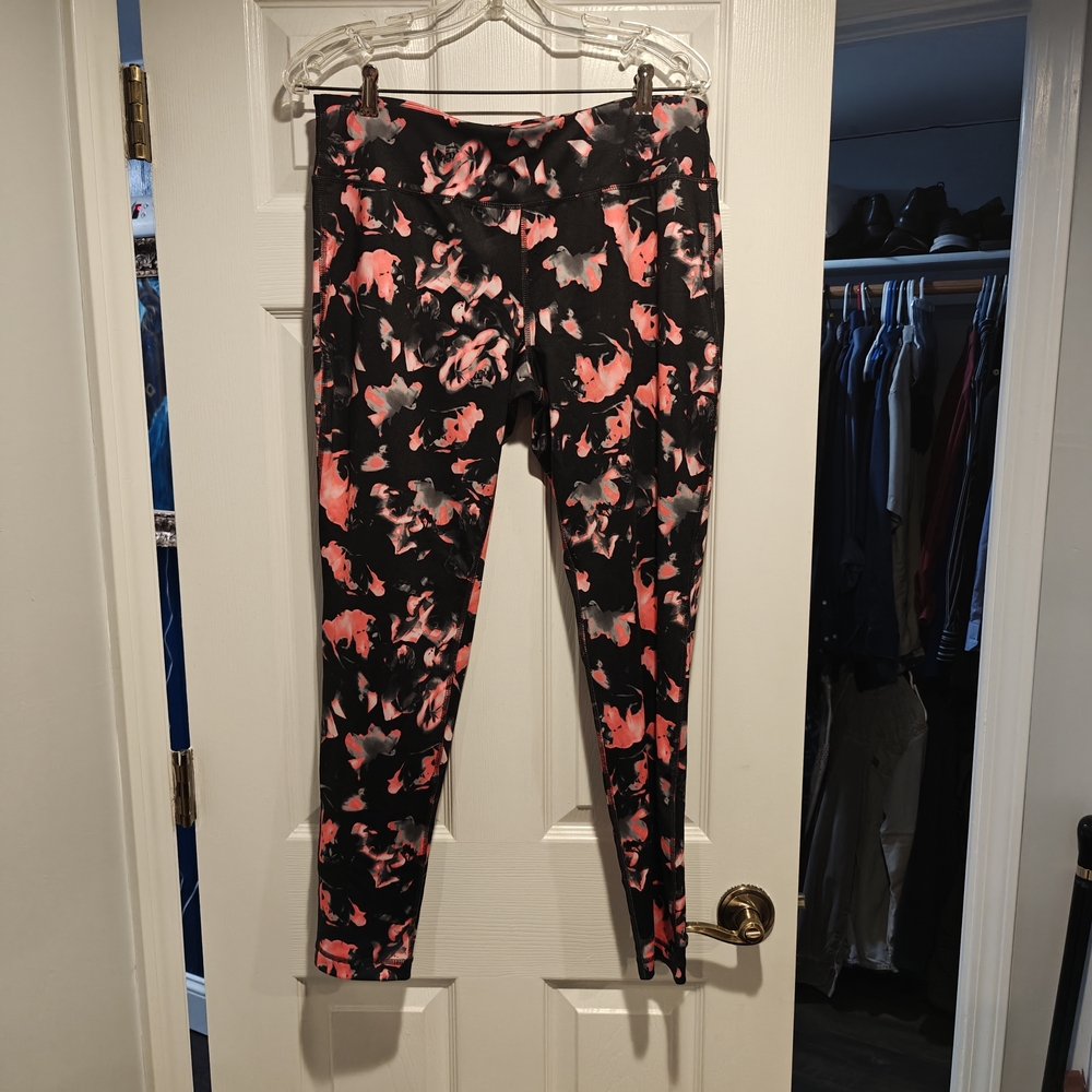 Danskin Black and Pink Floral Leggings
